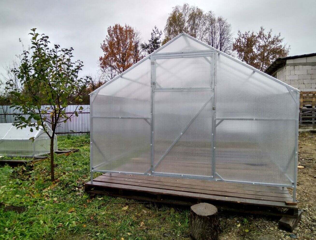 Двускатная теплица